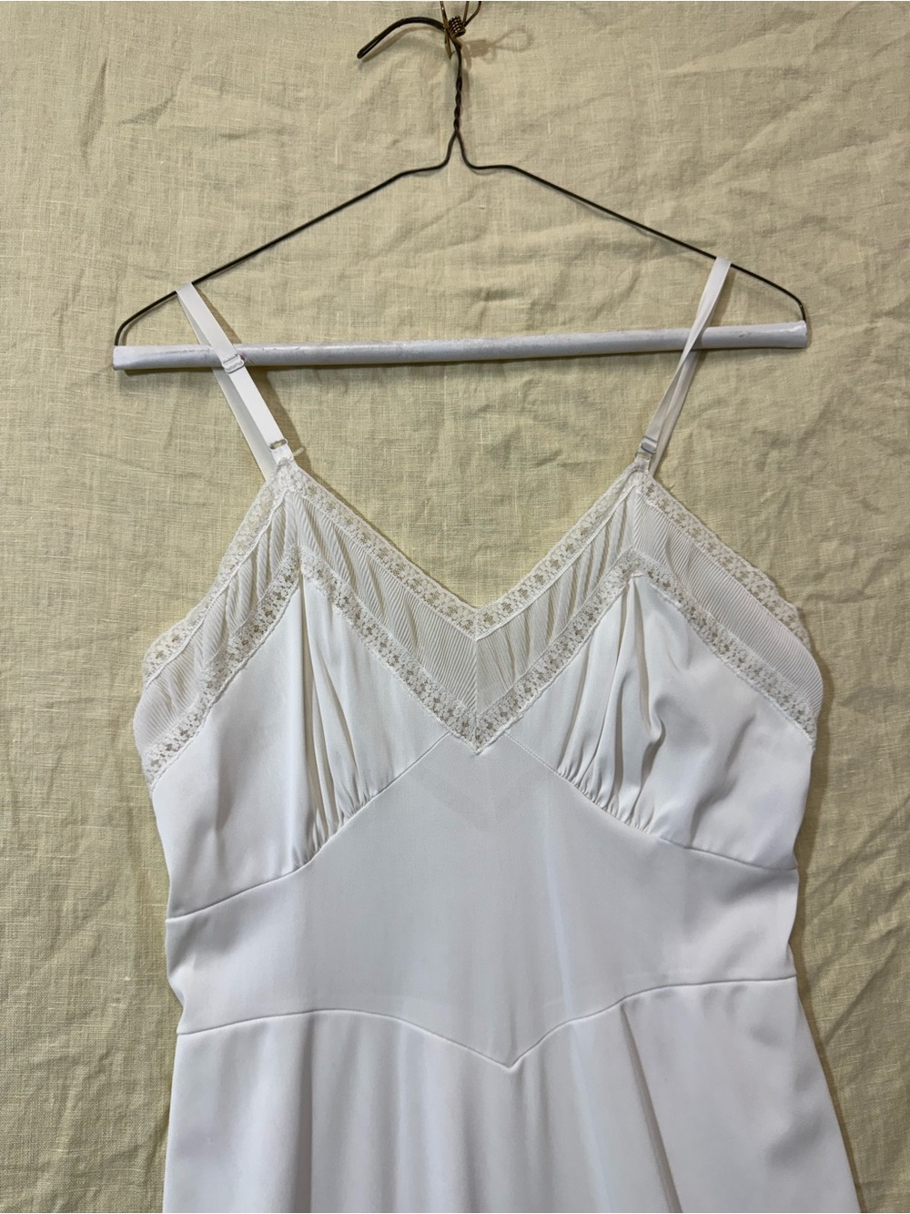 Vintage White Lace-Trim Slip Chemise - Picture 6 of 9